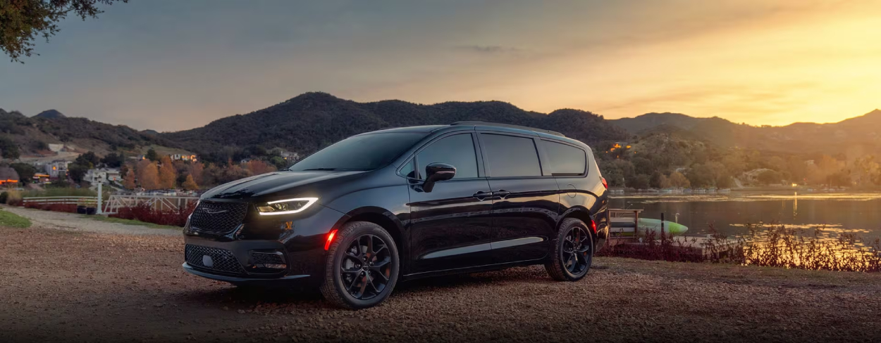 2025 Chrysler Pacifica near Austin, TX