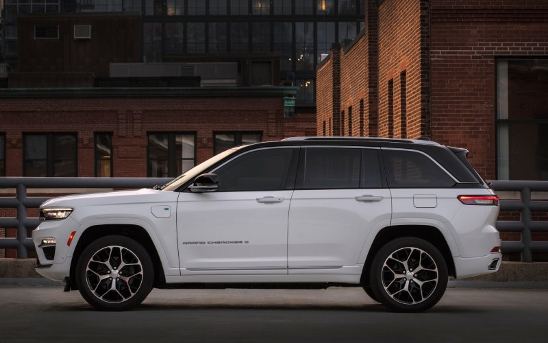 Anaheim, CA - 2025 Jeep Grand Cherokee 4xe's Mechanical Anaheim, CA - 2025 Jeep Grand Cherokee 4xe's Mechanical