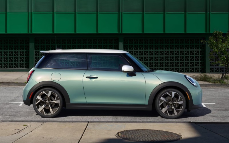 Your Trusted MINI Dealer near Santa Monica, CA for Sales, Service, and Financing