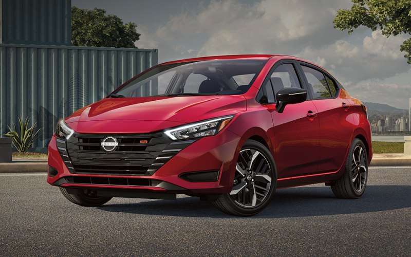 2025 Nissan Versa 1.6 SV Sedan photo 3