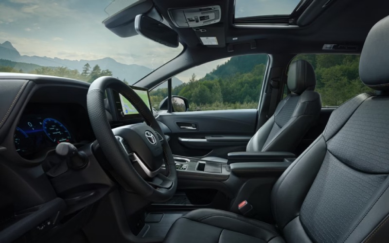 Benefits of Financing the 2025 Toyota Sienna Long-Term