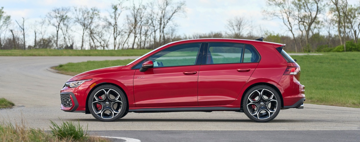 Volkswagen Carefree and VW Care Prepaid Maintenance Plans Explained near Brea, CA
