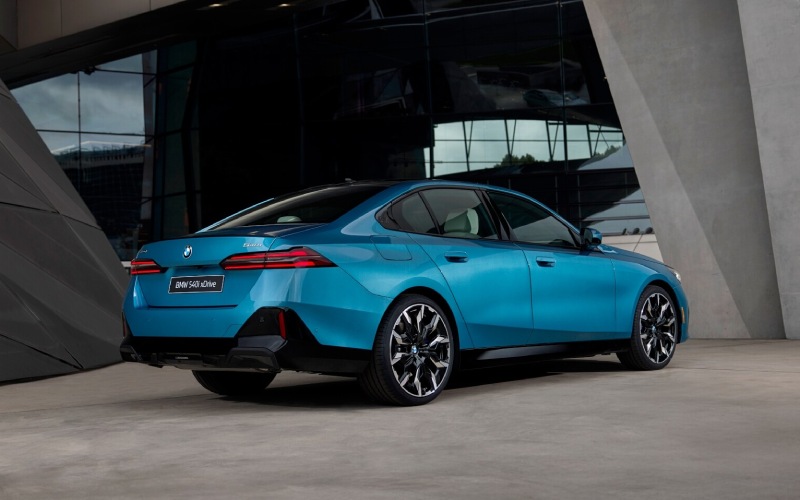 Step-by-Step Tips for Test Driving the 2027 BMW 5 Series