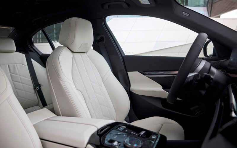 5 Key Reasons the 2026 BMW i5 Stands Out near Santa Monica, CA