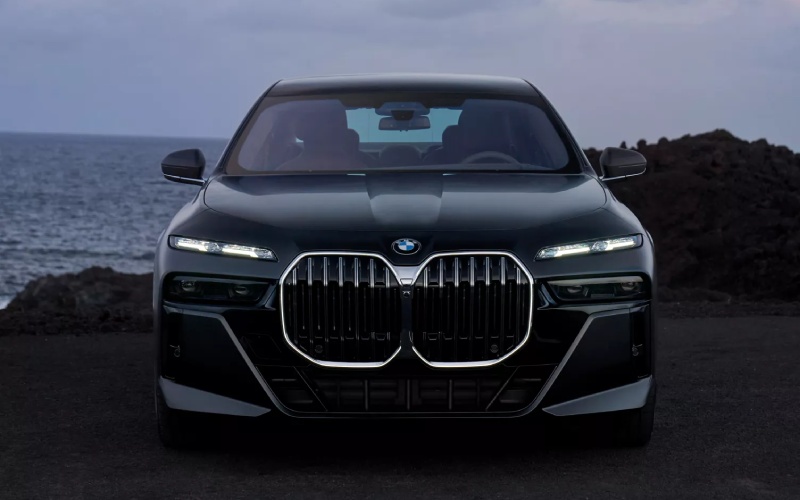 2026 BMW 7 Series - Why Buy Here
