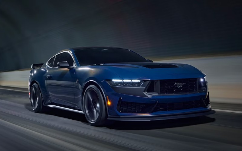 2026 ford mustang front passenger side exterior view