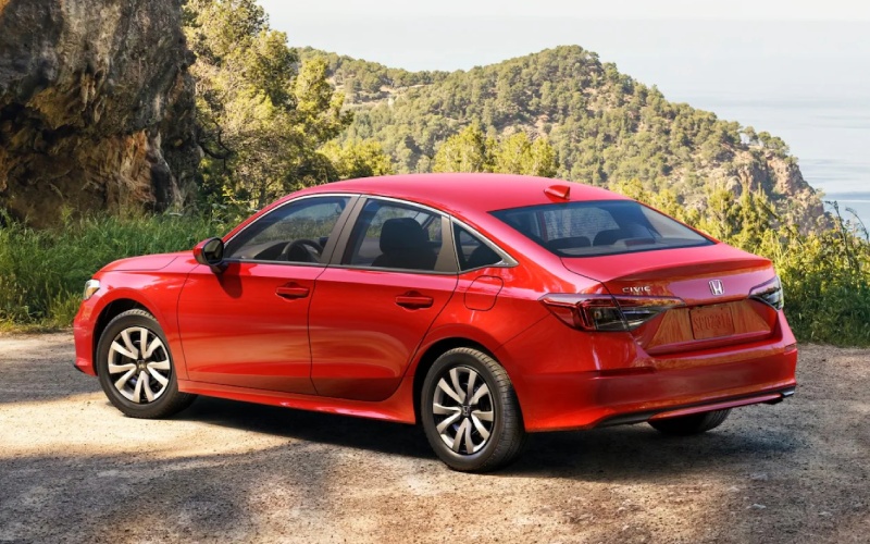5 Buying Considerations Before You Choose Your Honda Civic Sedan