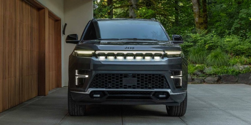 Jourdanton, TX - 2026 Jeep Grand Wagoneer