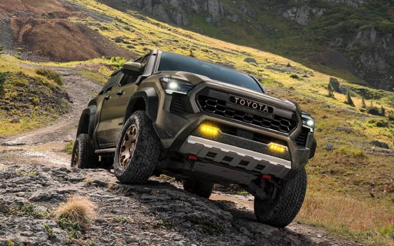 Saddle Brook, NJ - 2026 Toyota Tacoma