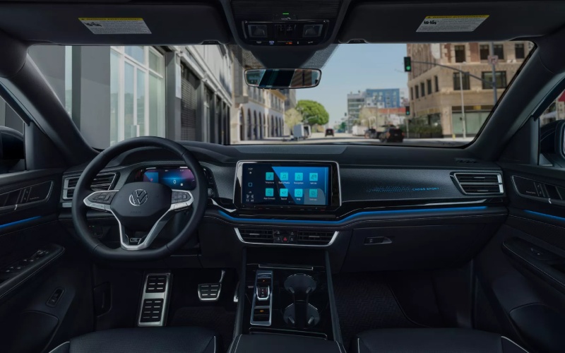 La Puente, CA - 2026 Volkswagen Atlas Cross Sport