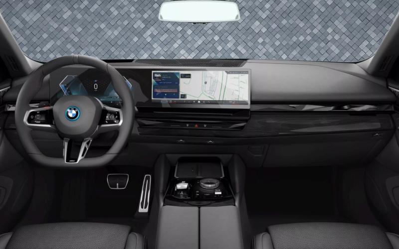 Benefits of Financing the 2027 BMW 5 Series Long-Term