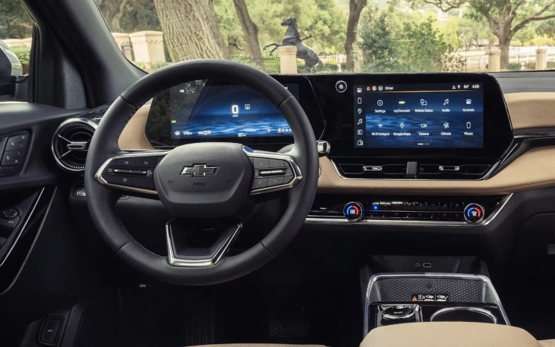 2027 Chevrolet Equinox - Interior Comfort & Technology