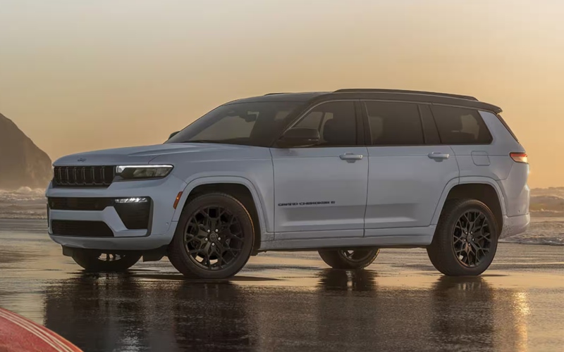 West Covina, CA - 2027 Jeep Grand Cherokee