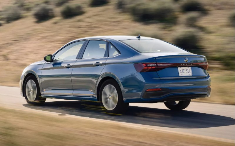Mid-Wilshire, CA - 2027 Volkswagen Jetta